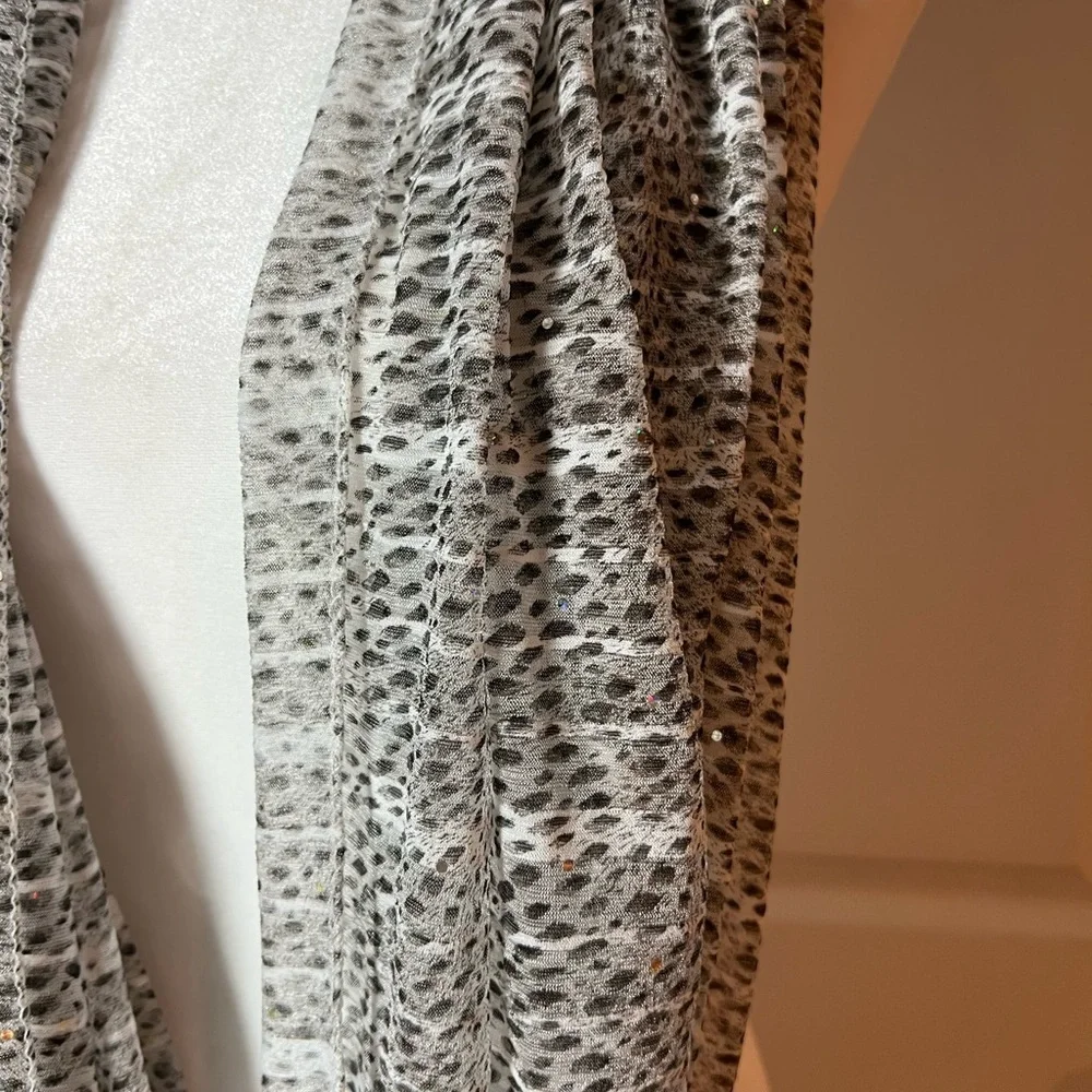 Women's Scarves Lot Of 3 Accessories Elegant Taleen